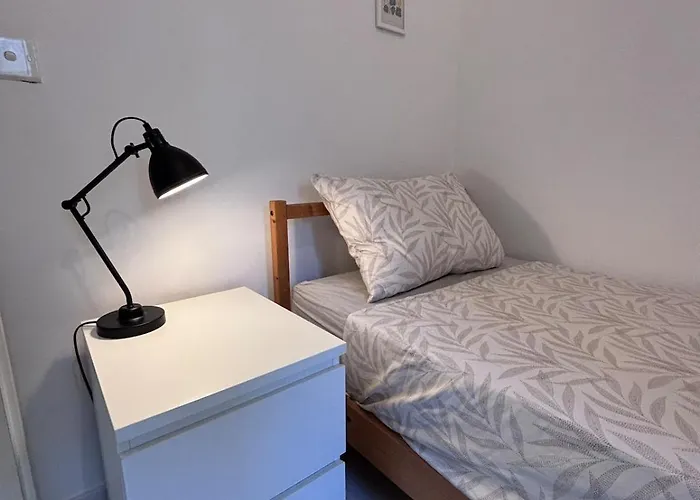 Malta Seaside 2 Bedroom Flat * Sliema