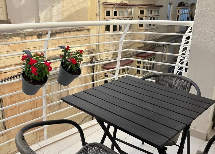 Malta Seaside 2 Bedroom Flat